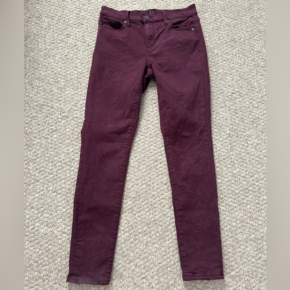 Gap Regular True Skinny Jeans